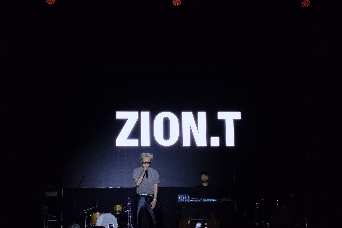 Zion. T terpukau dengan energi penggemarnya di Indonesia