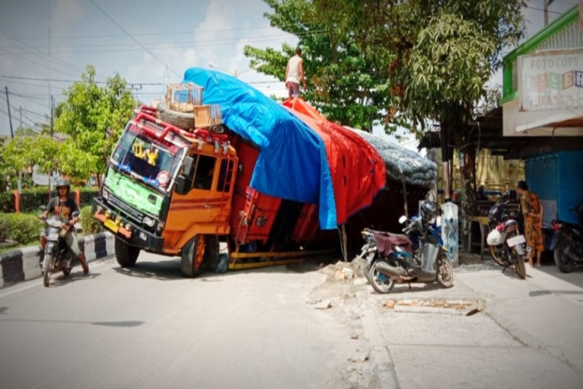 DPRD Kotim dukung bongkar muat barang dipindah ke Pelabuhan Bagendang