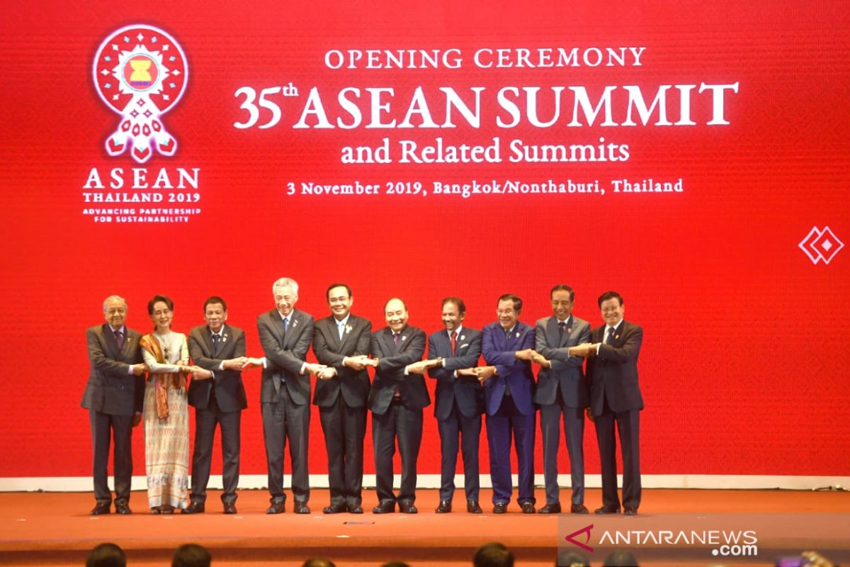 Presiden Jokowi dorong kolaborasi Indo-Pasifik dalam KTT ASEAN-RRT