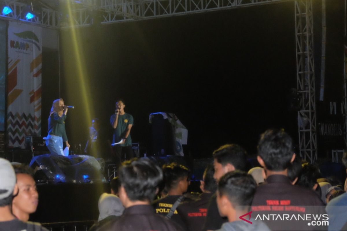 ACT dan HTTM Poltek Banyuwangi gelar konser amal