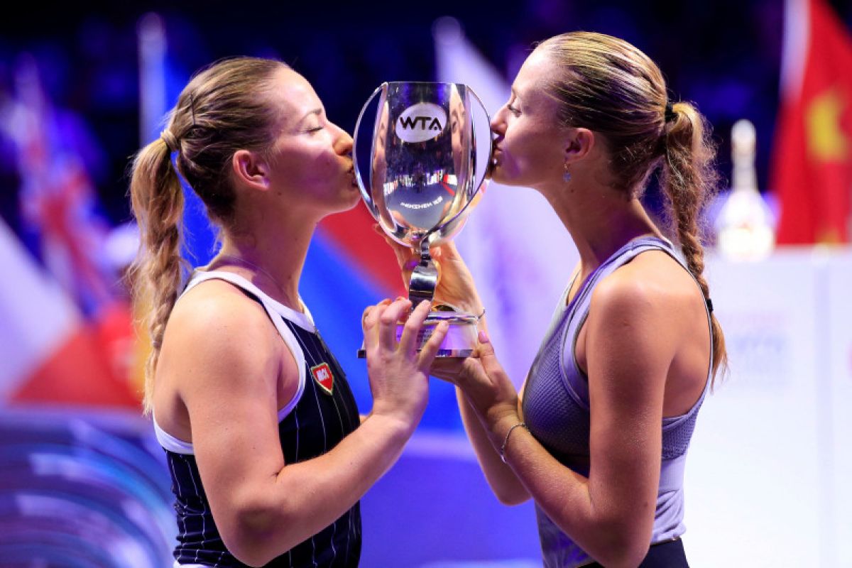 Pasangan petenis  Mladenovic/ Babos juara ganda putri Australia Open