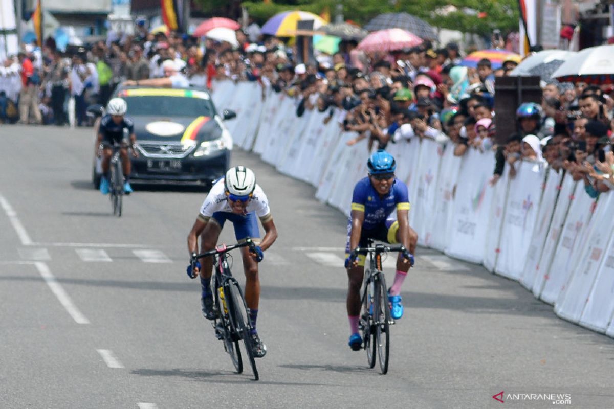 Kemeriahan Tour de Singkarak di bumi Serambi Mekkah