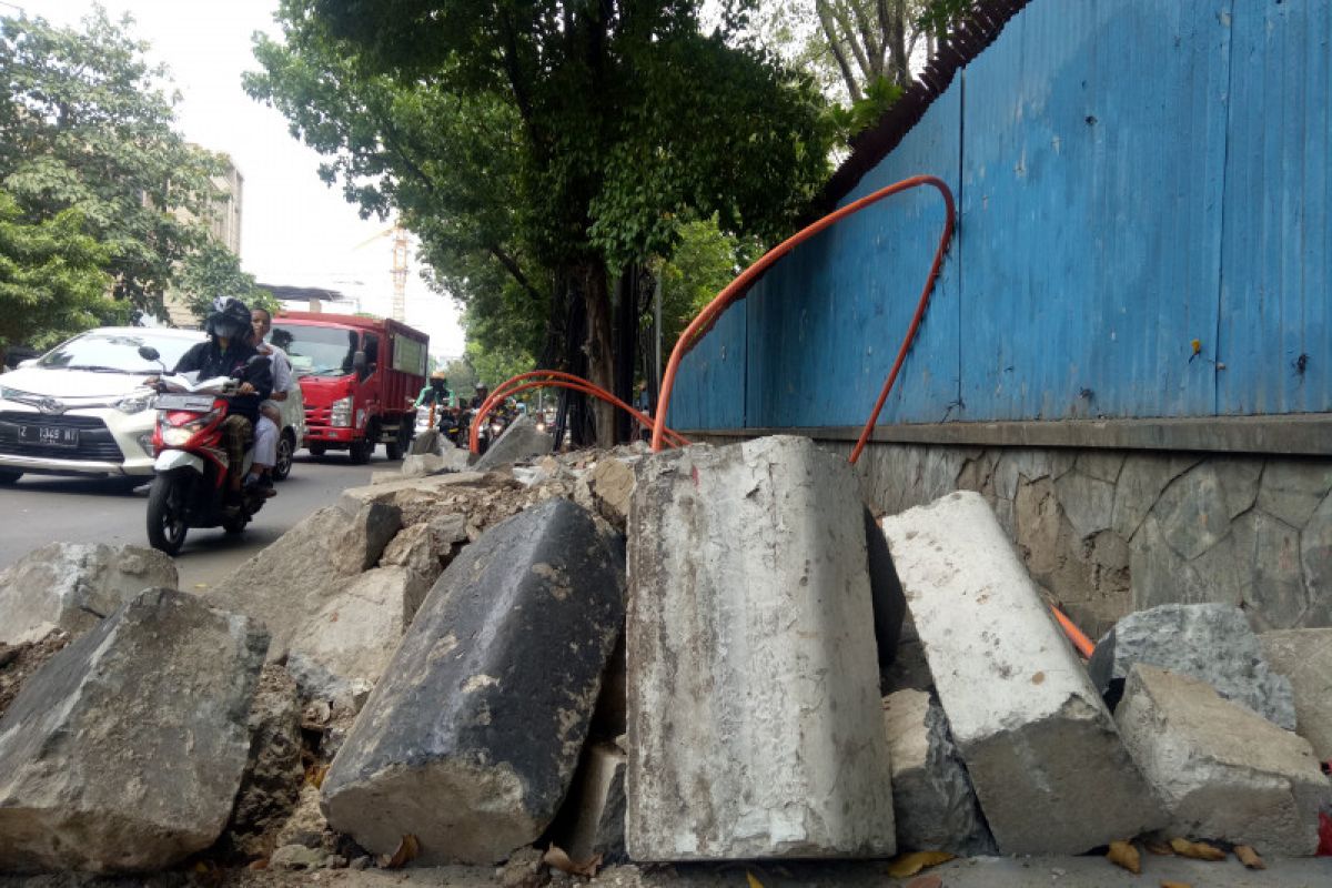 Pemkot Jakpus tata ulang trotoar pedestrian di Jalan Raden Saleh