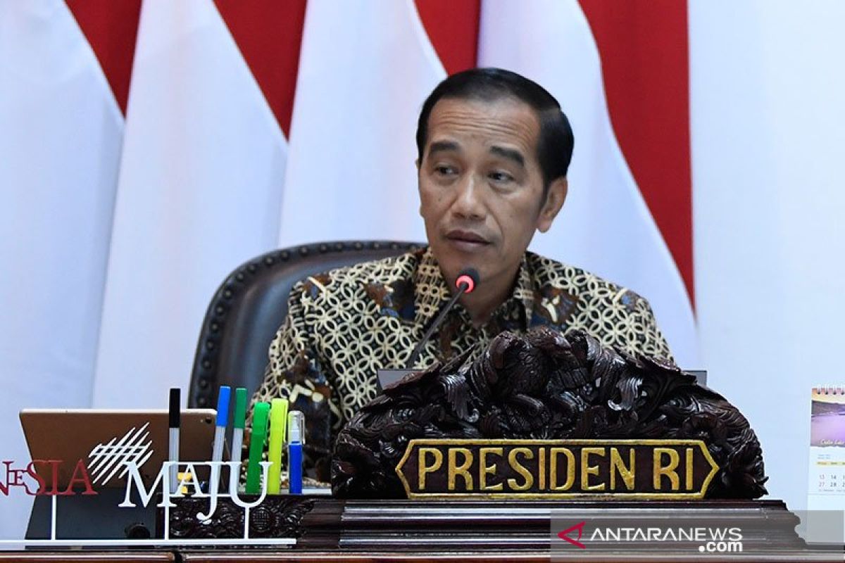 Cuitan @Jokowi di Twitter didominasi oleh topik infrastruktur dan ekonomi