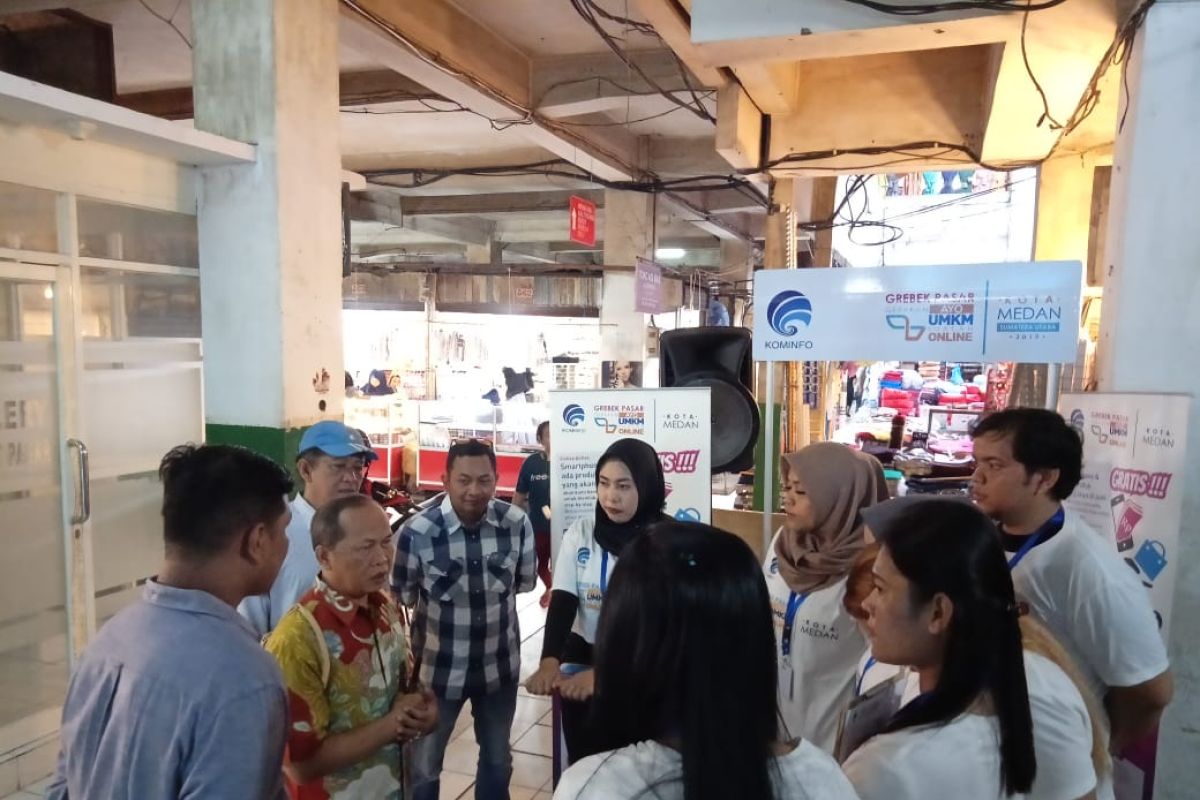 2.000 pedagang pasar dan pelaku UMKM di Medan "go online"
