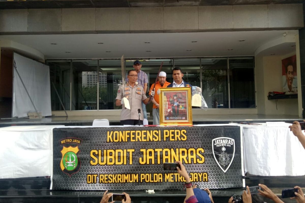 Bawa senjata tajam saat pelantikan presiden, pelaku mengaku keturunan raja