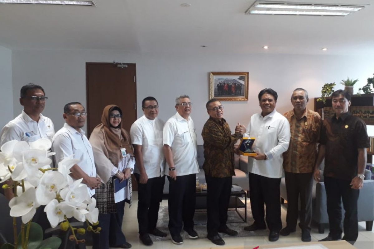 Bupati bersama DPRD Sangihe temui Kementerian PUPR perjuangkan perumahan