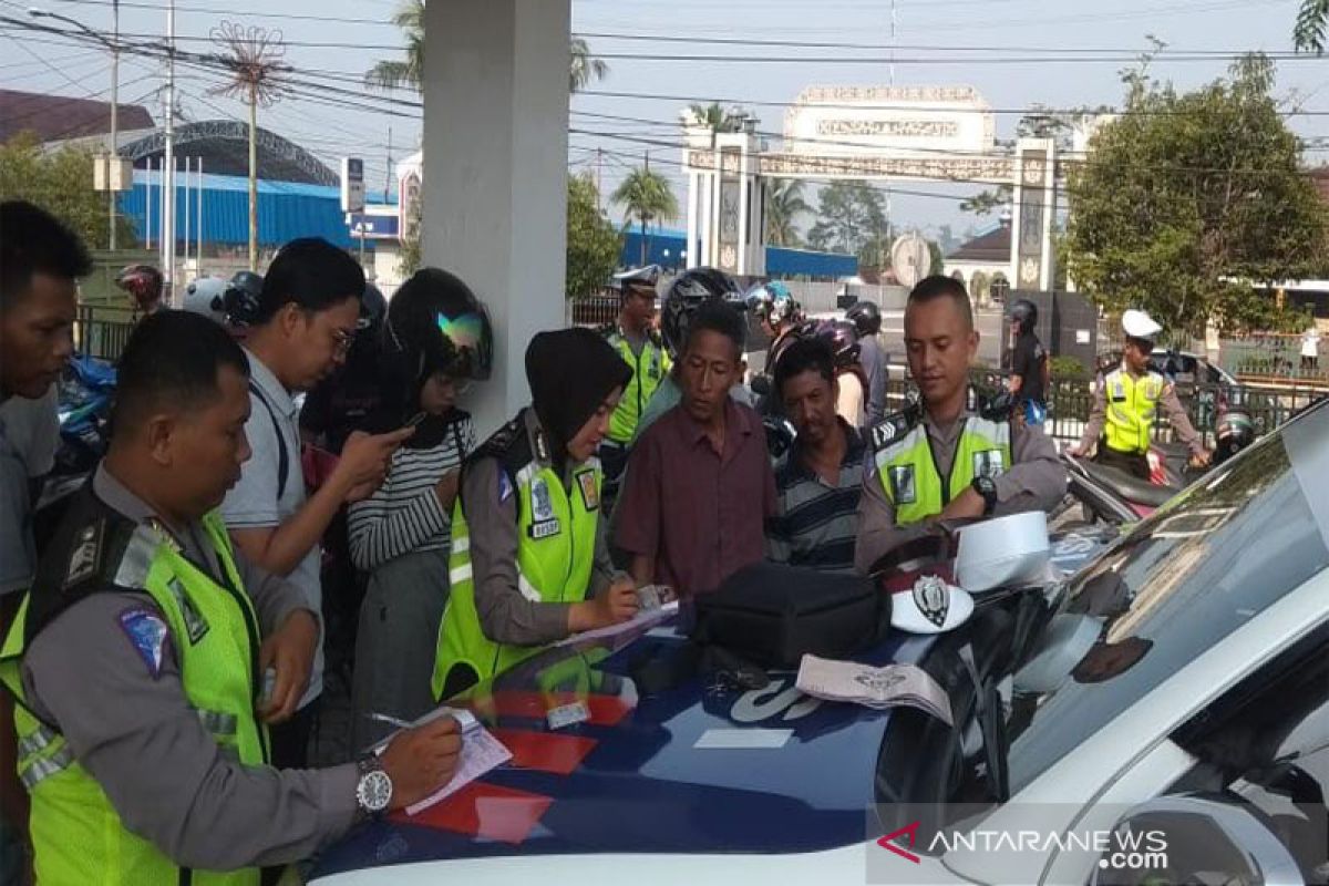 Hari terakhir Operasi Zebra di Muara Teweh jaring pelanggar terbanyak