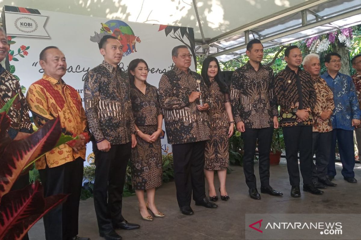 Ani Yudhoyono dianugerahi  Biodiversity Award 2019