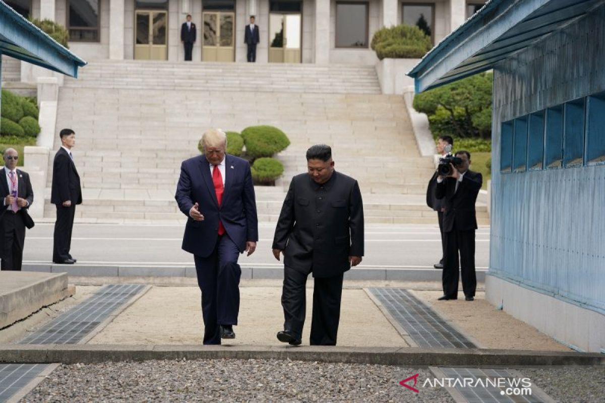 Donald Trump tidak berkomentar atas kemunculan kembali Kim Jong Un