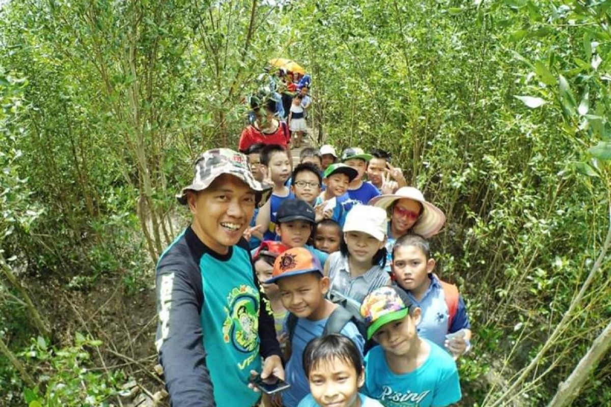 Pahlawan Lingkungan, Fajar Azansyah dibalik Ekowisata Mempawah Mangrove Park