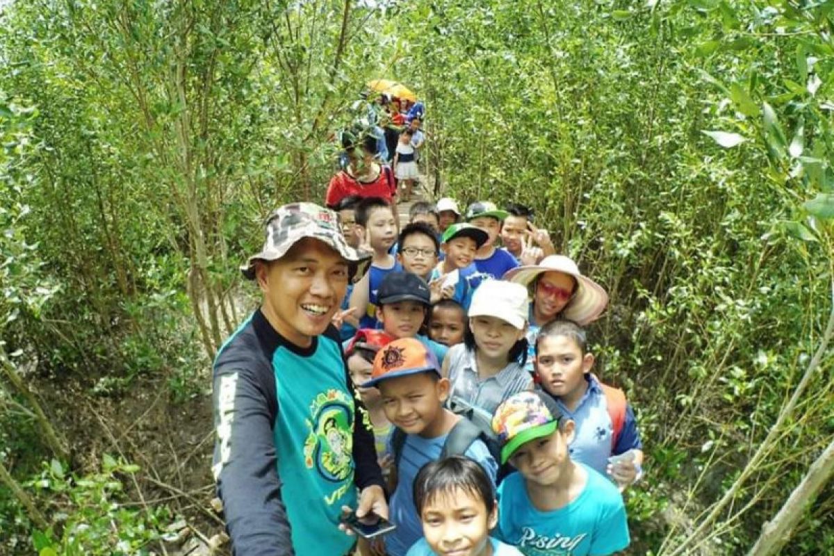 Raja Fajar Azansyah dibalik hadirnya Ekowisata Mempawah Mangrove Park