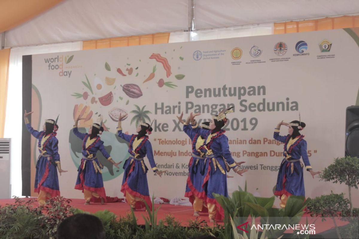 Tarian tradisional Bokeo Mburi menutup HPS di Sultra