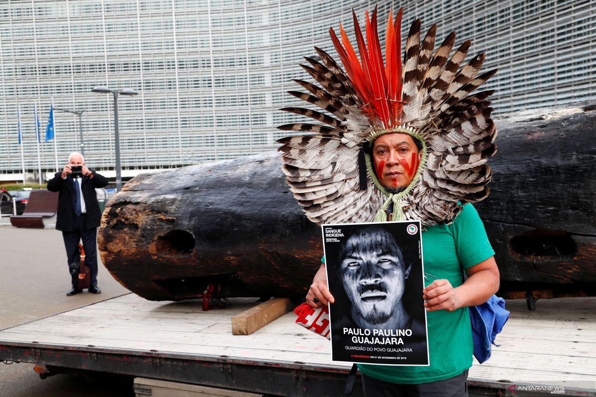 Suku pribumi Brazil menentang langkah Bolsonaro rusak hutan Amazon