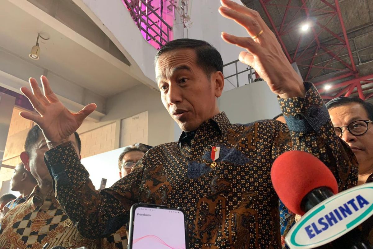 Jokowi sebut calon dewas KPK masih dalam penggodokan