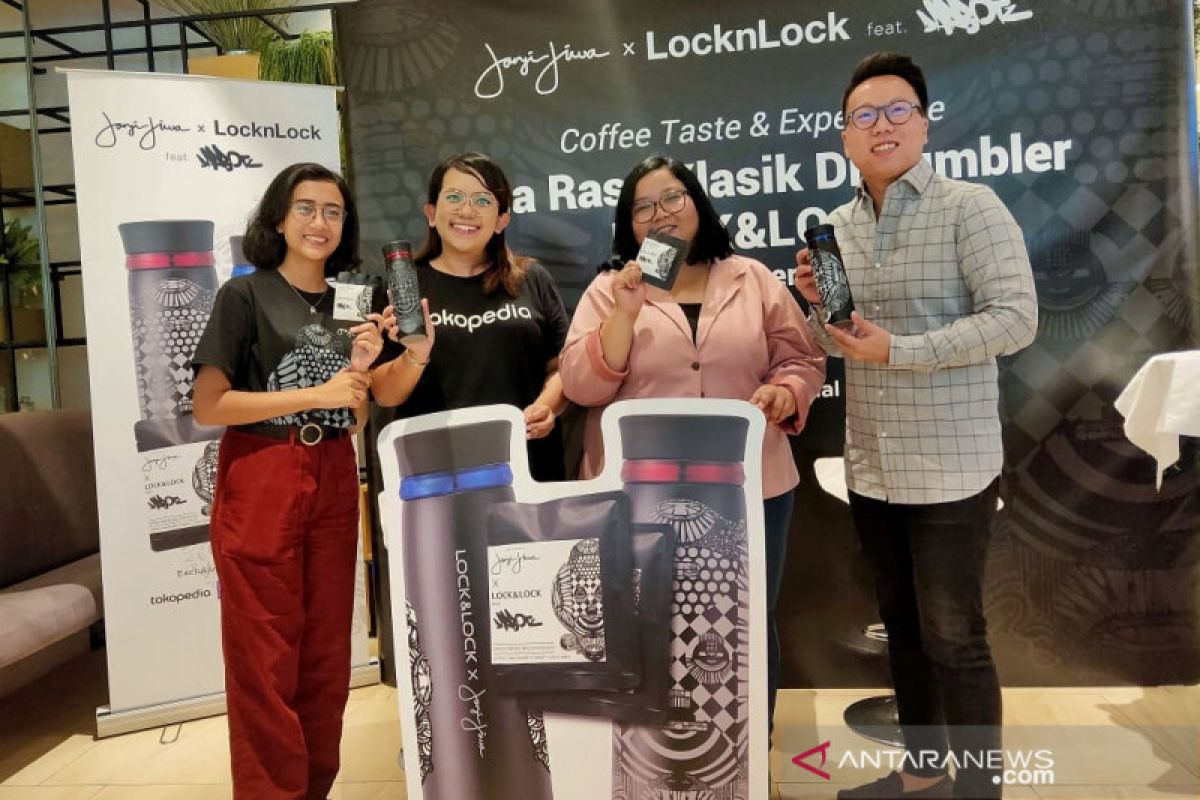 Lock&Lock gandeng Janji Jiwa dan Darbotz rilis tumbler eksklusif