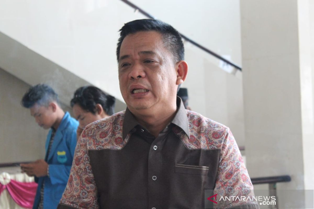 Legislator dukung teknis pengelolaan 16 alat berat diambil alih Disbun Inhil