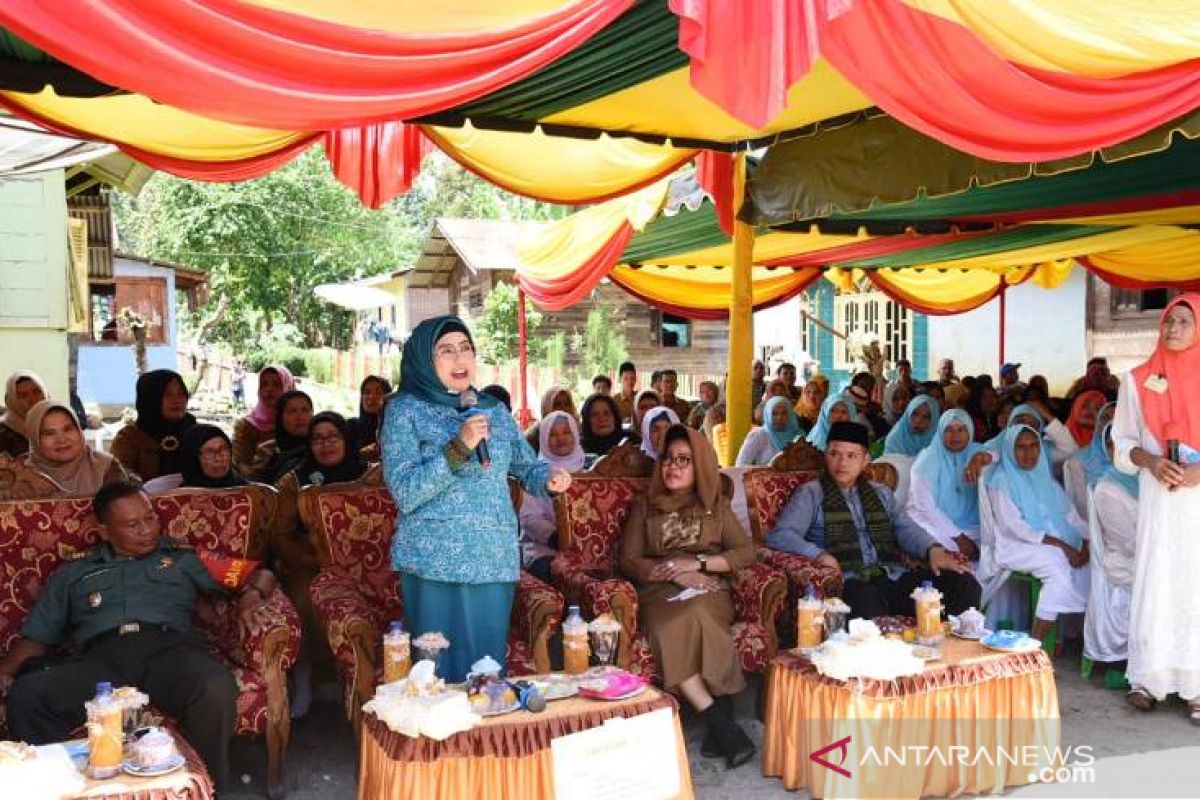 Pokja Satu Provinsi Sumut evaluasi Desa Sinyior