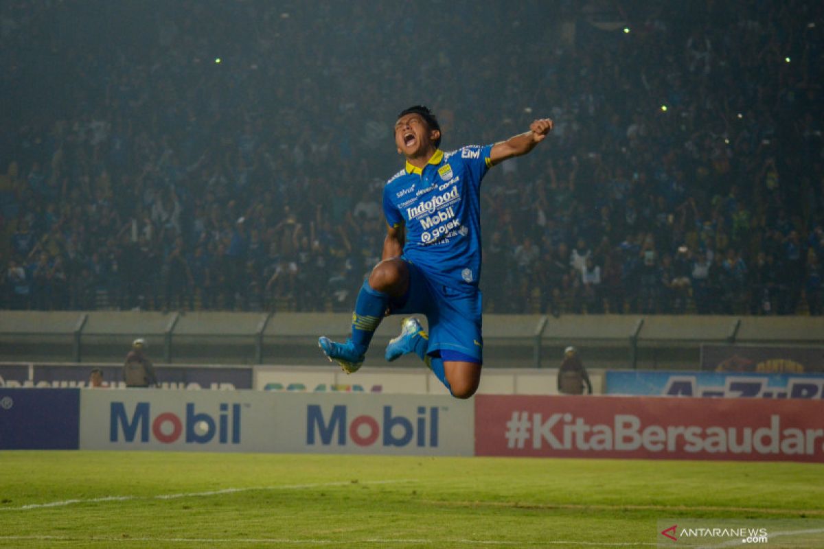 Persib taklukan PSIS dengan skor 2-1