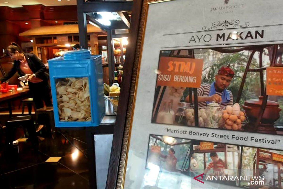 Hotel berbintang di Surabaya sajikan aneka makanan tradisional