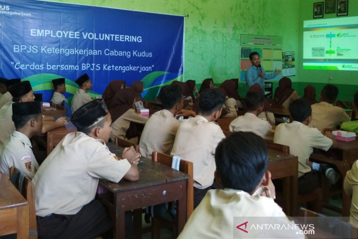 Kenalkan program, BPJS Ketenagakerjaan Kudus sasar pelajar