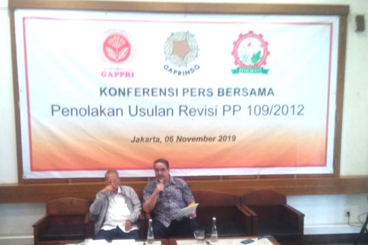 Industri tolak usulan Kemenkes terkait revisi PP 109/2012