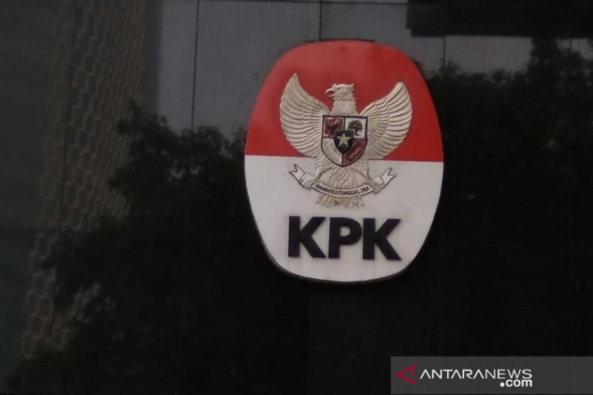 Mantan Ketua DPRD Tulungagung Supriyono ditahan KPK