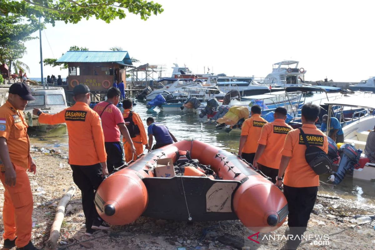 Di perairan Biak Numfor, Basarnas cari penumpang kapal jatuh