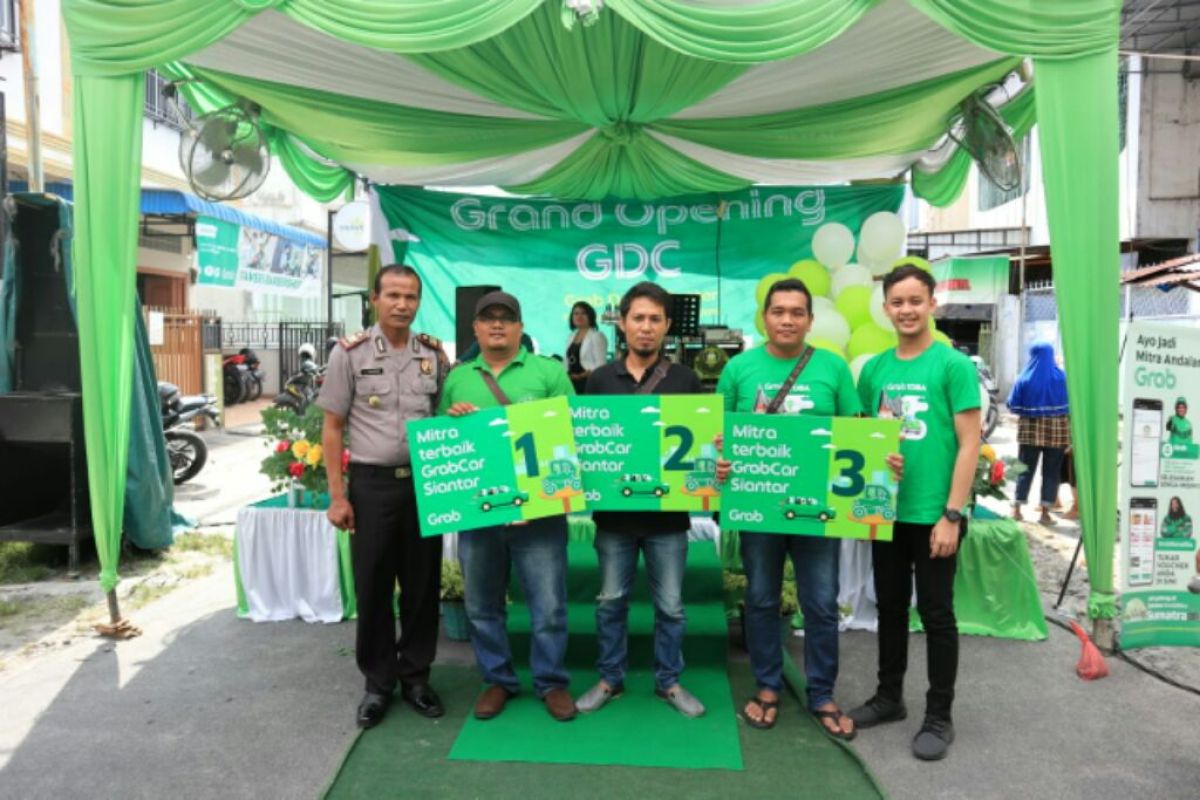 Grab resmikan Grab Driver Center di Pematang Siantar