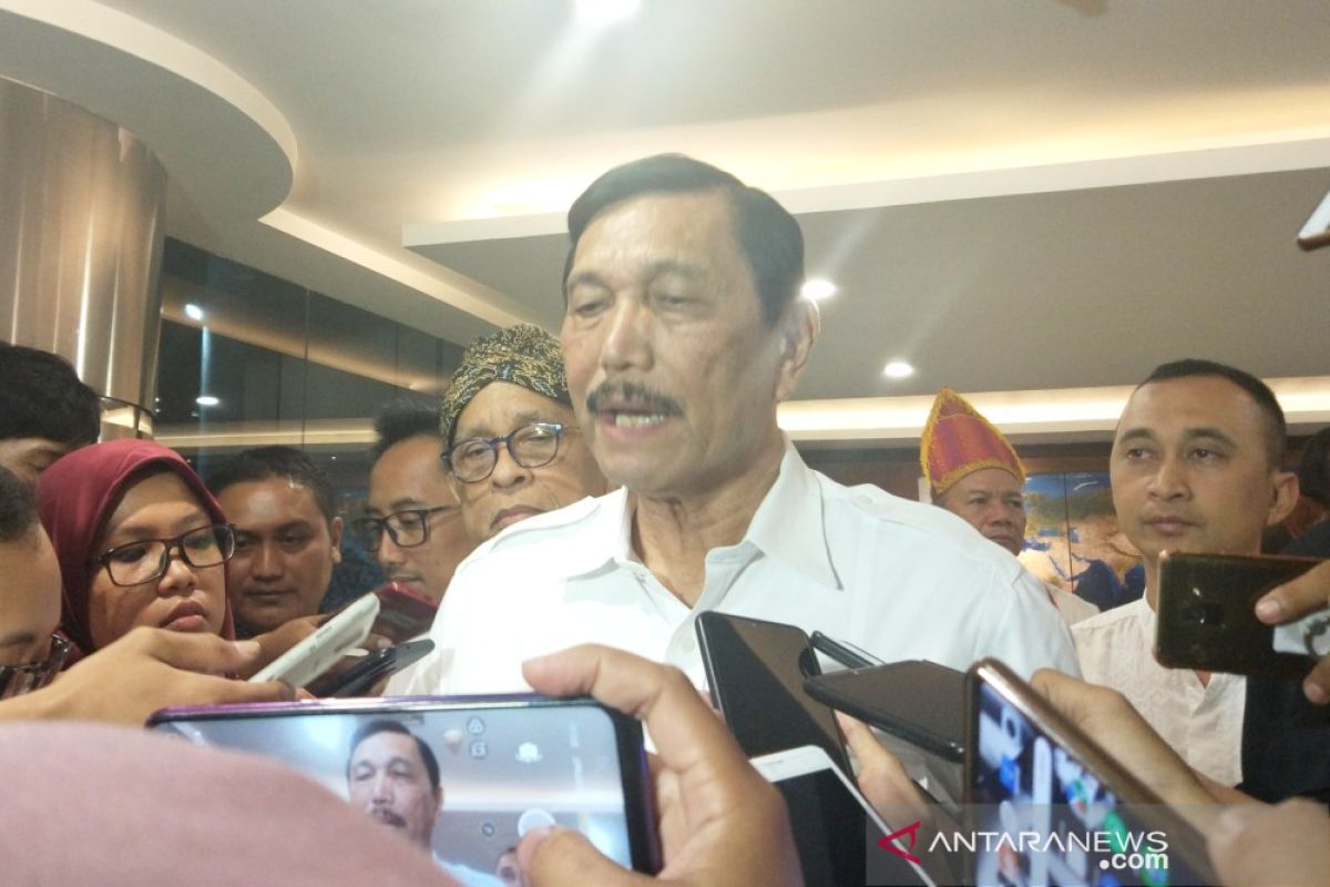 Menko Luhut: audit BPKP selesaikan kisruh Garuda-Sriwijaya selesai seminggu