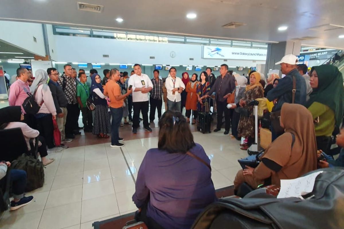 Penerbangan Sriwijaya Padang-Jakarta batal picu kericuhan penumpang