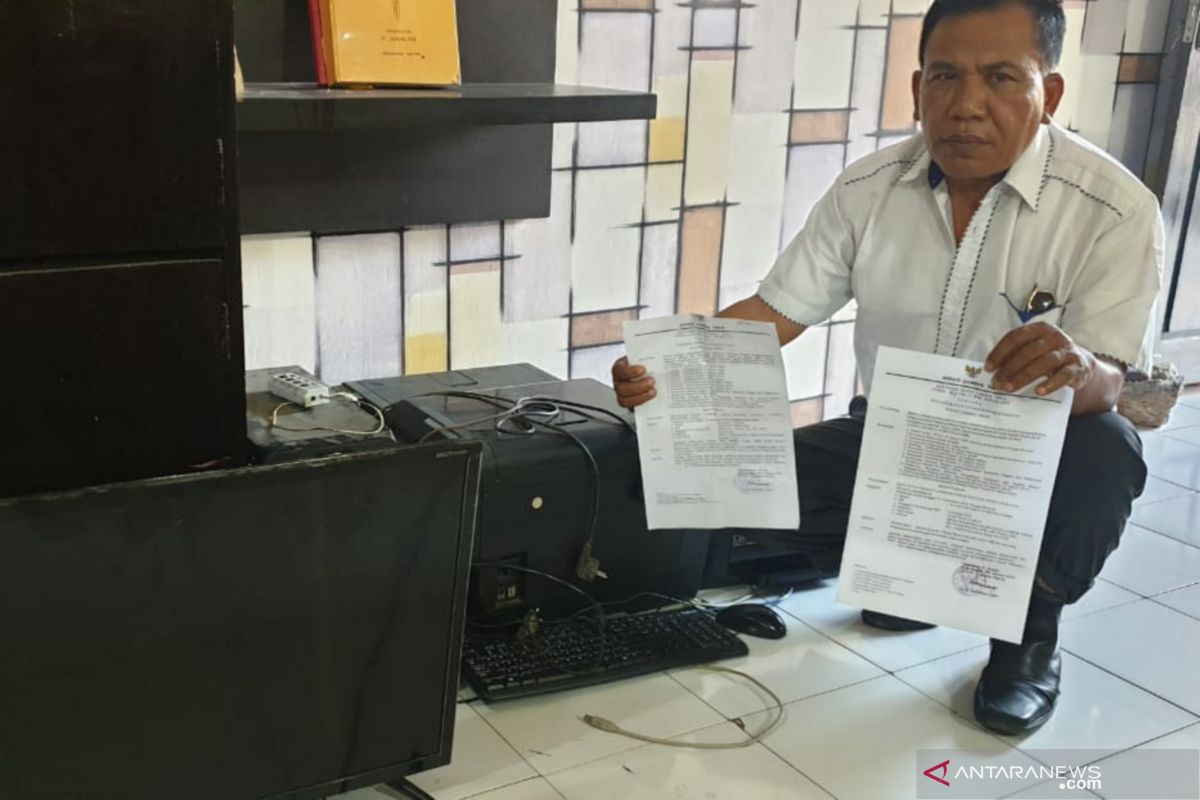 Polres Lombok Timur mengungkap kasus pemalsuan SK honorer