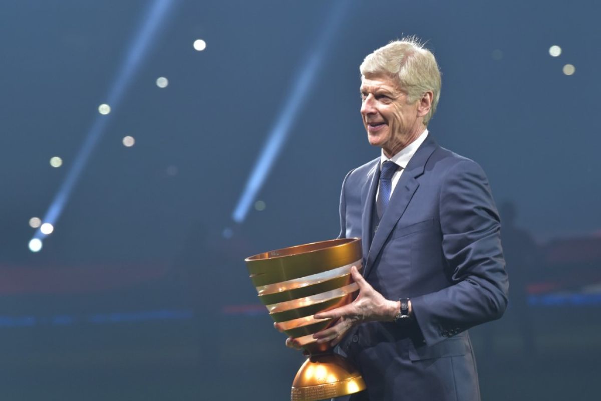 Bayern tolak lamaran  Arsene Wenger