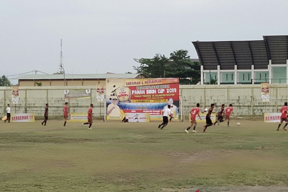 Para juara kabupaten/kota berlaga di festival sepakbola 