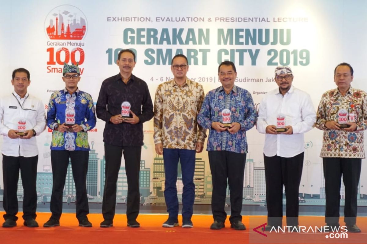 Denpasar raih penghargaan kategori "Best City Smart Economy 2019"