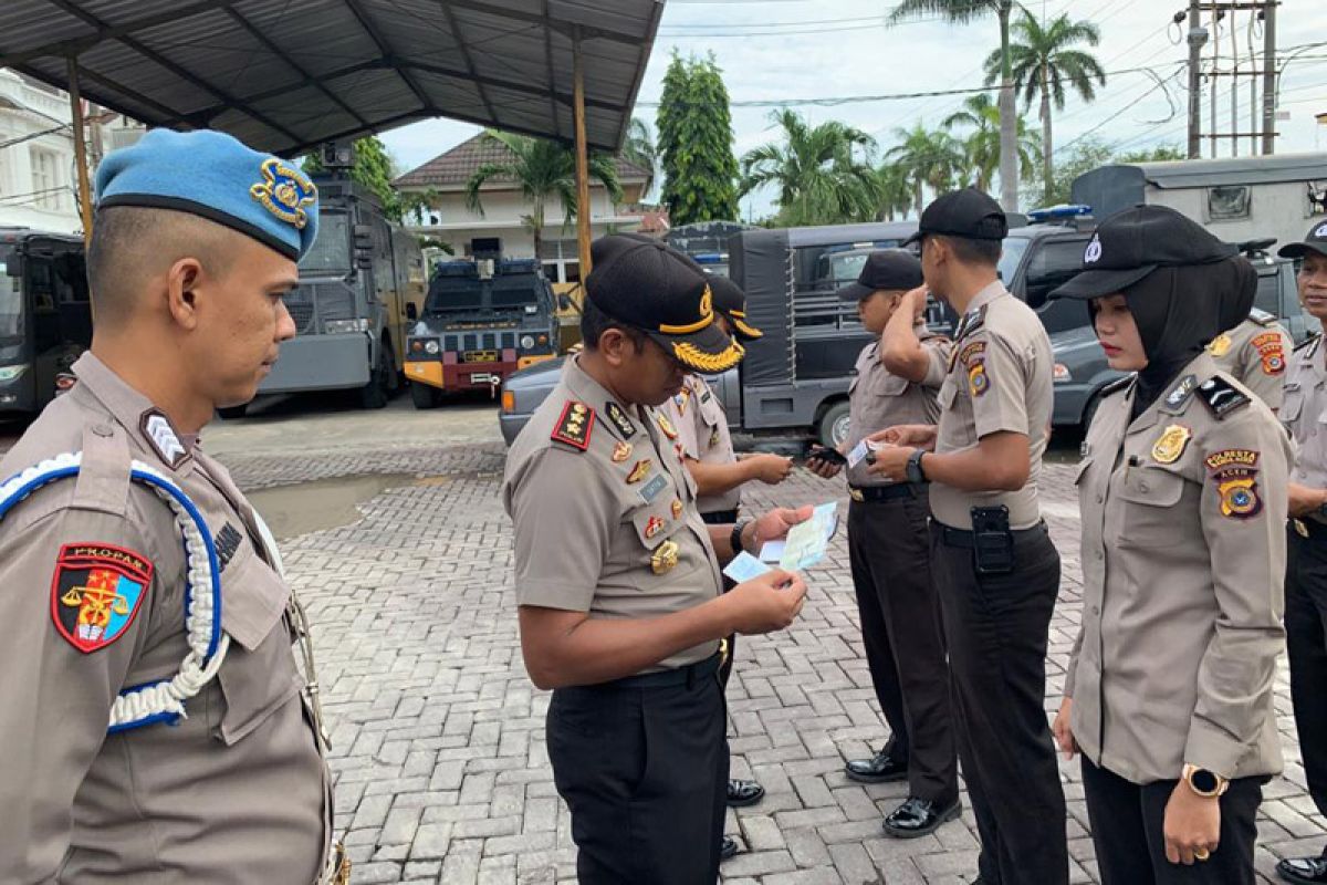 Polda Aceh periksa personel di Polresta Banda Aceh