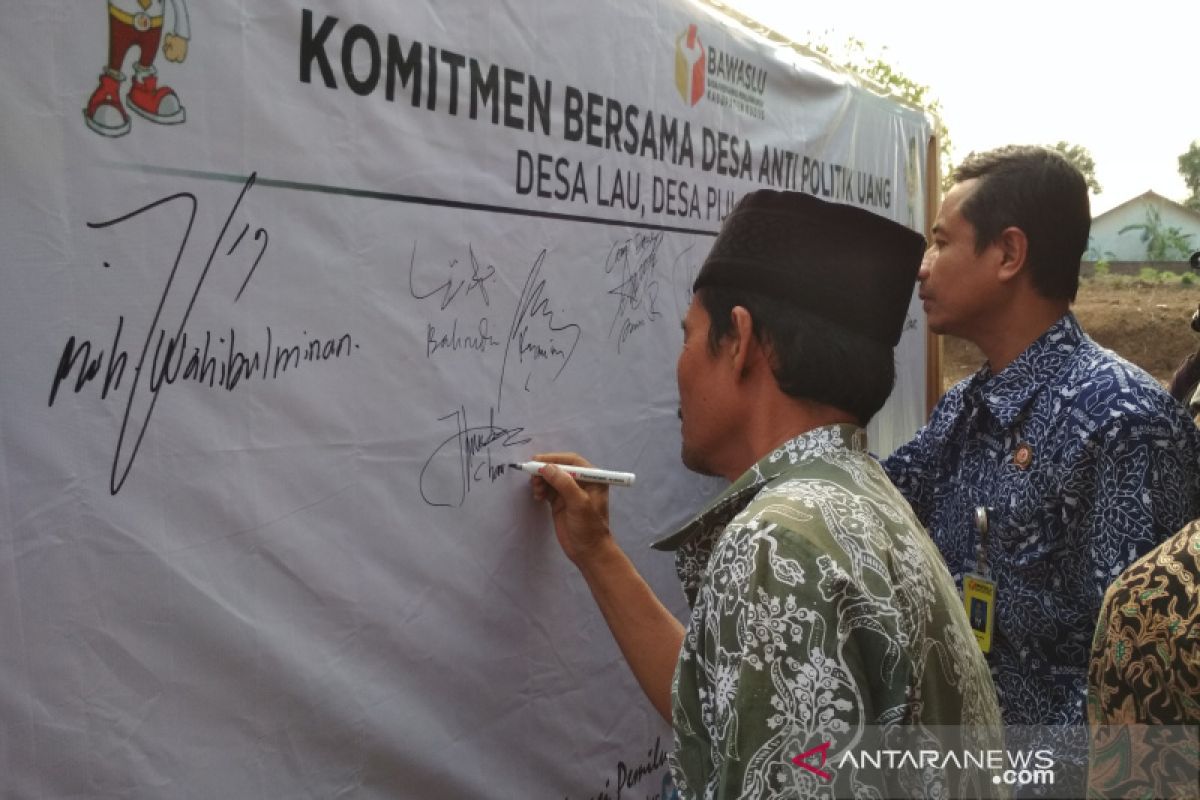 Ditetapkan oleh Bawaslu, kabupaten ini sudah ada desa antipolitik uang