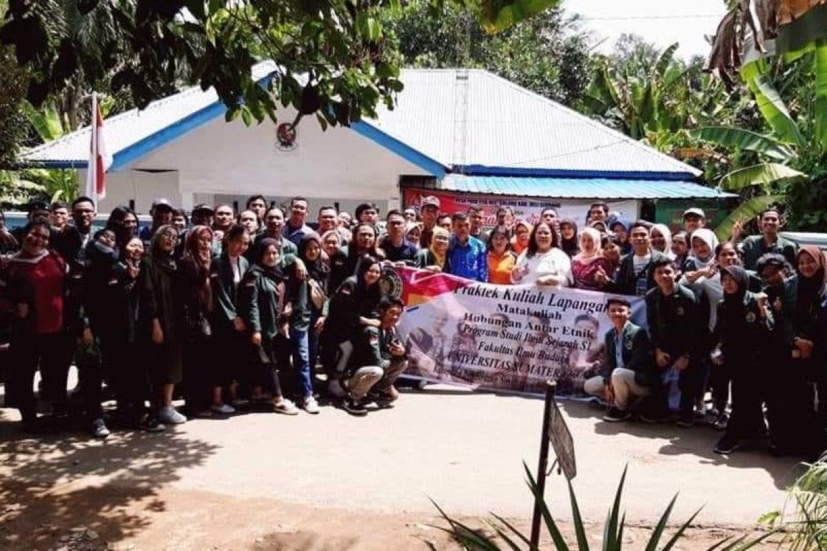 Mahasiswa Prodi Sejarah USU PKL hubungan antar etnis di Deliserdang