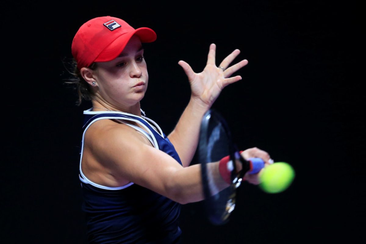 Cedera lengan, Barty mundur dari Italia Open