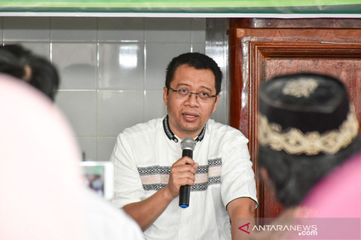 Gubernur NTB minta masjid dipasangi jaringan WiFi.