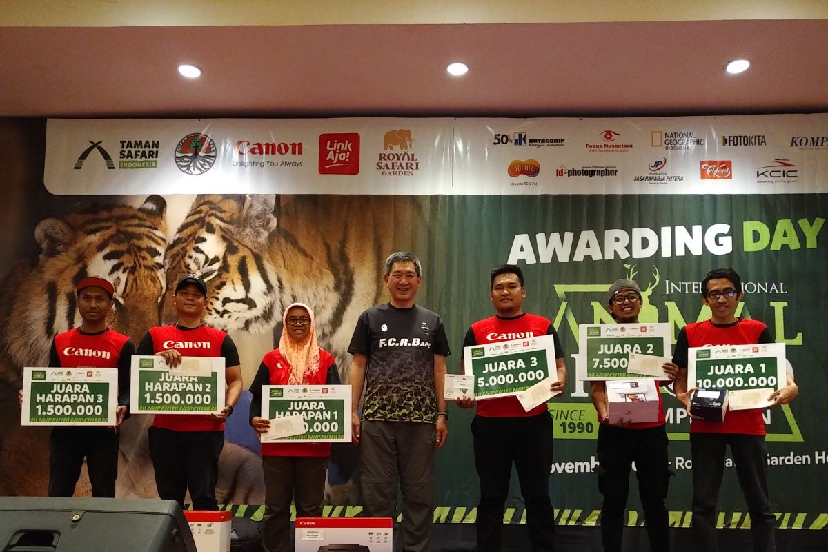 Lomba foto satwa IAPC 2019, Elizabeth dan Gede Putu jadi juara pertama