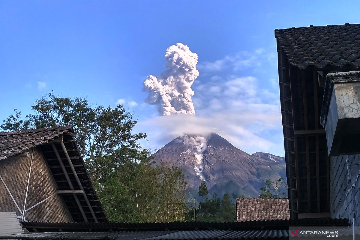 BPBD imbau warga jauhi aliran sungai antisipasi banjir lahar Merapi