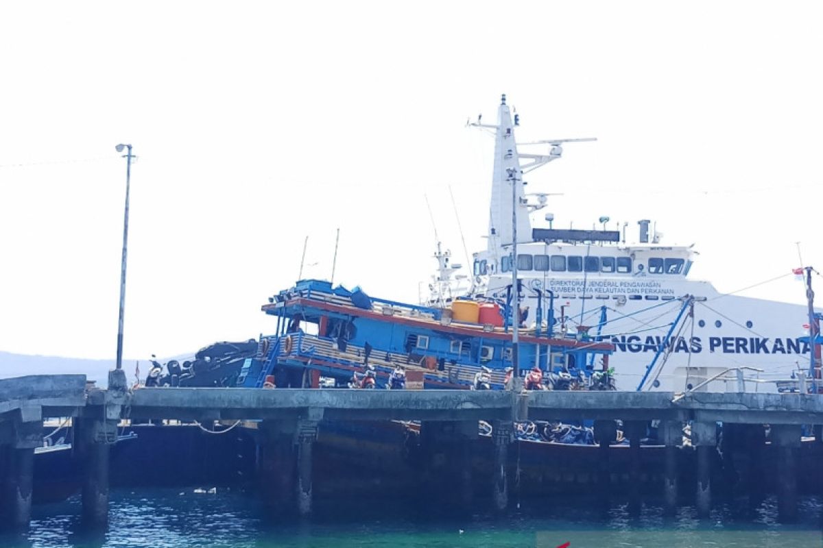 Nelayan Kupang kecewa, KMN Azzam 82 dilepas kembali melaut