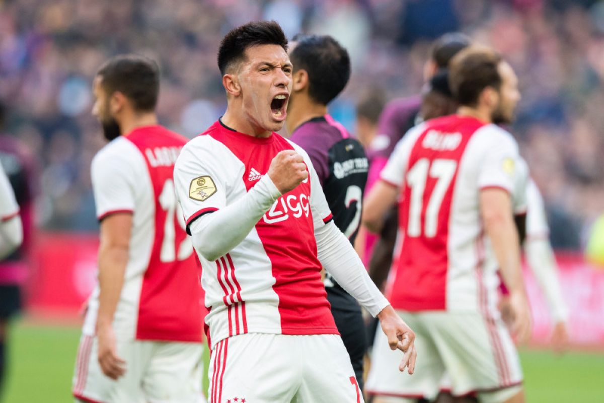 Ajax kalahkan Utrecht empat gol tanpa balas