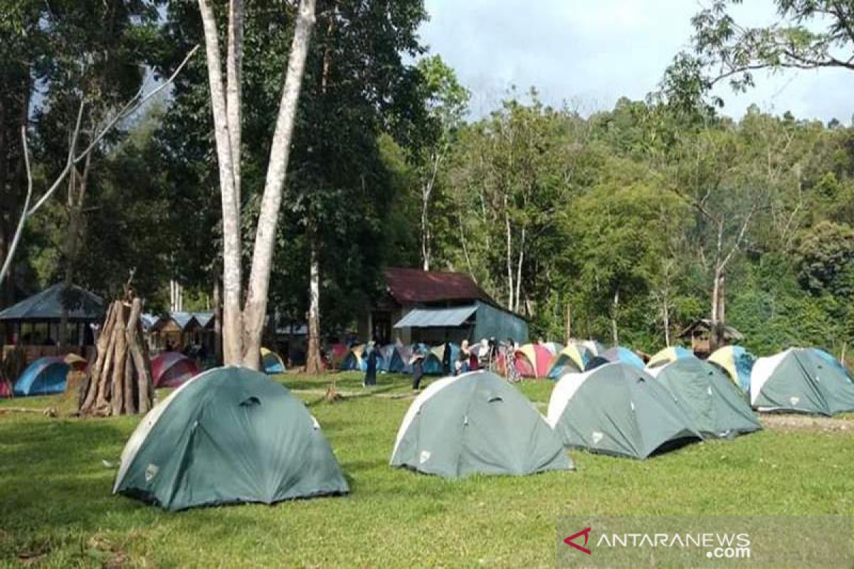 Kenalkan wisata Aceh Jaya, CRU Sampoiniet gelar camp 100 tenda