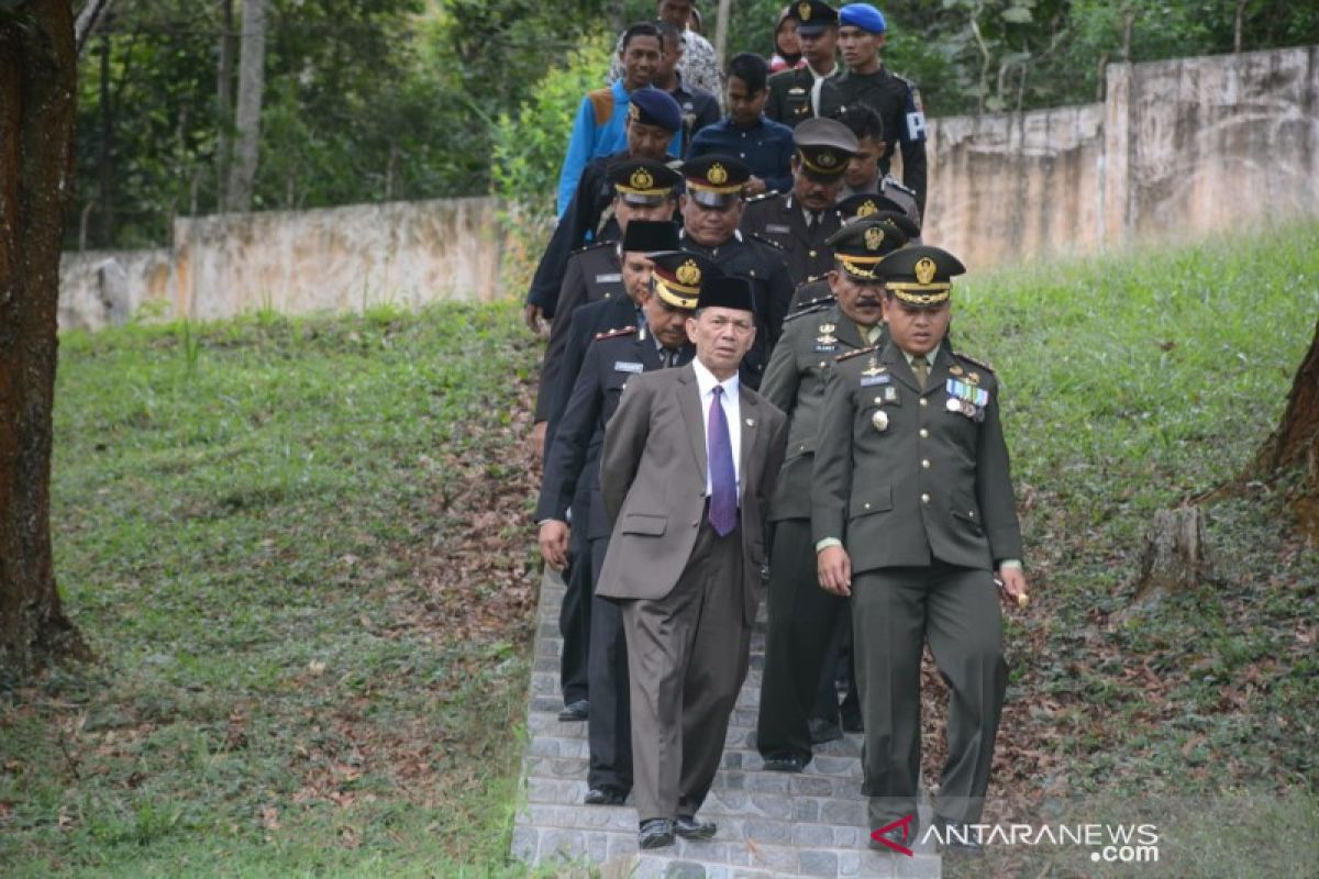 Bupati Tapanuli Selatan Irup Hari Pahlawan