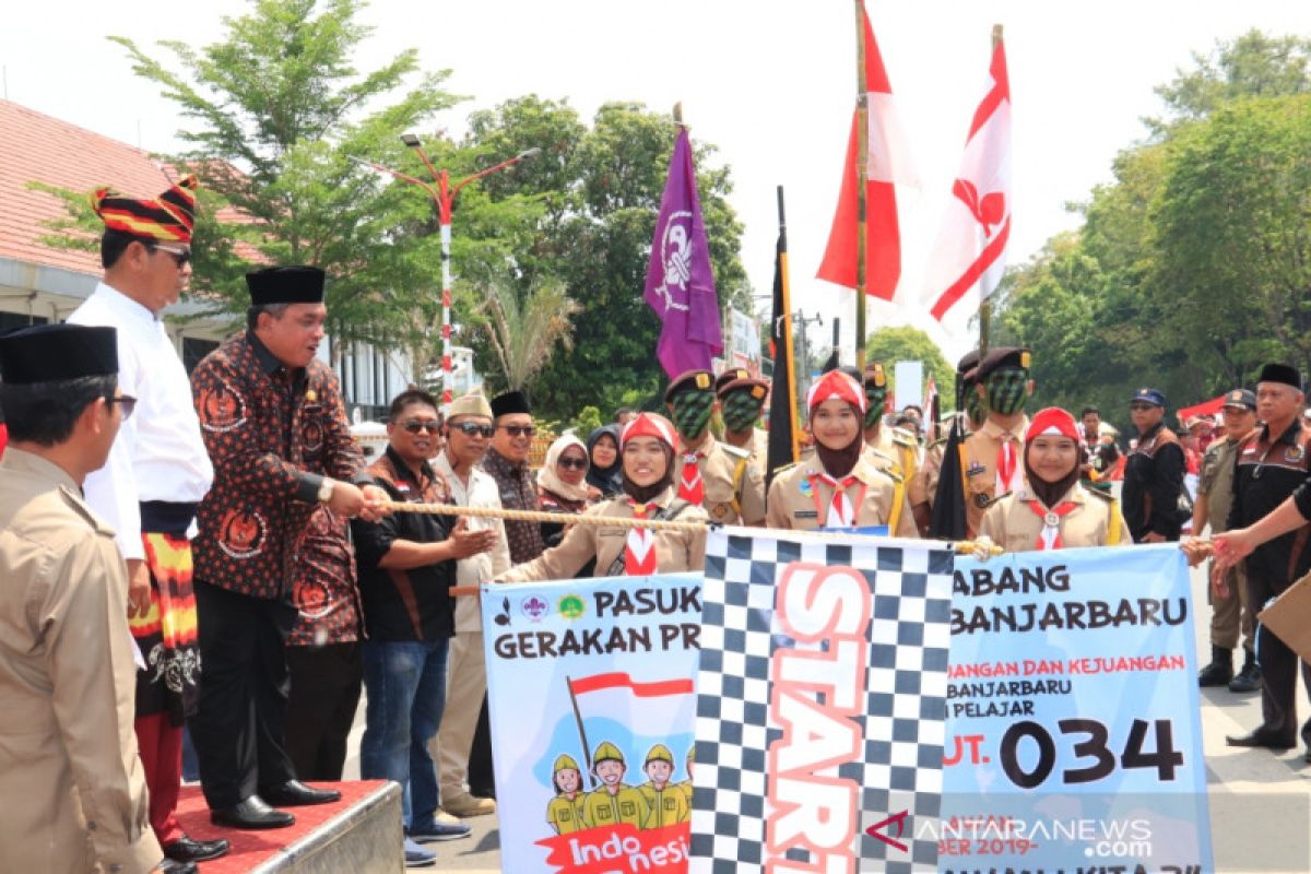 Wali Kota lepas peserta Karnaval Hari Pahlawan