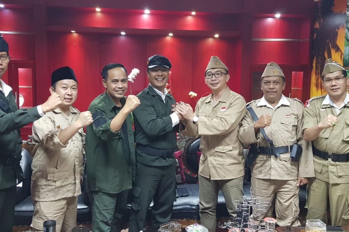 BK DPRD Surabaya akhiri polemik pelemparan dokumen RAPBD