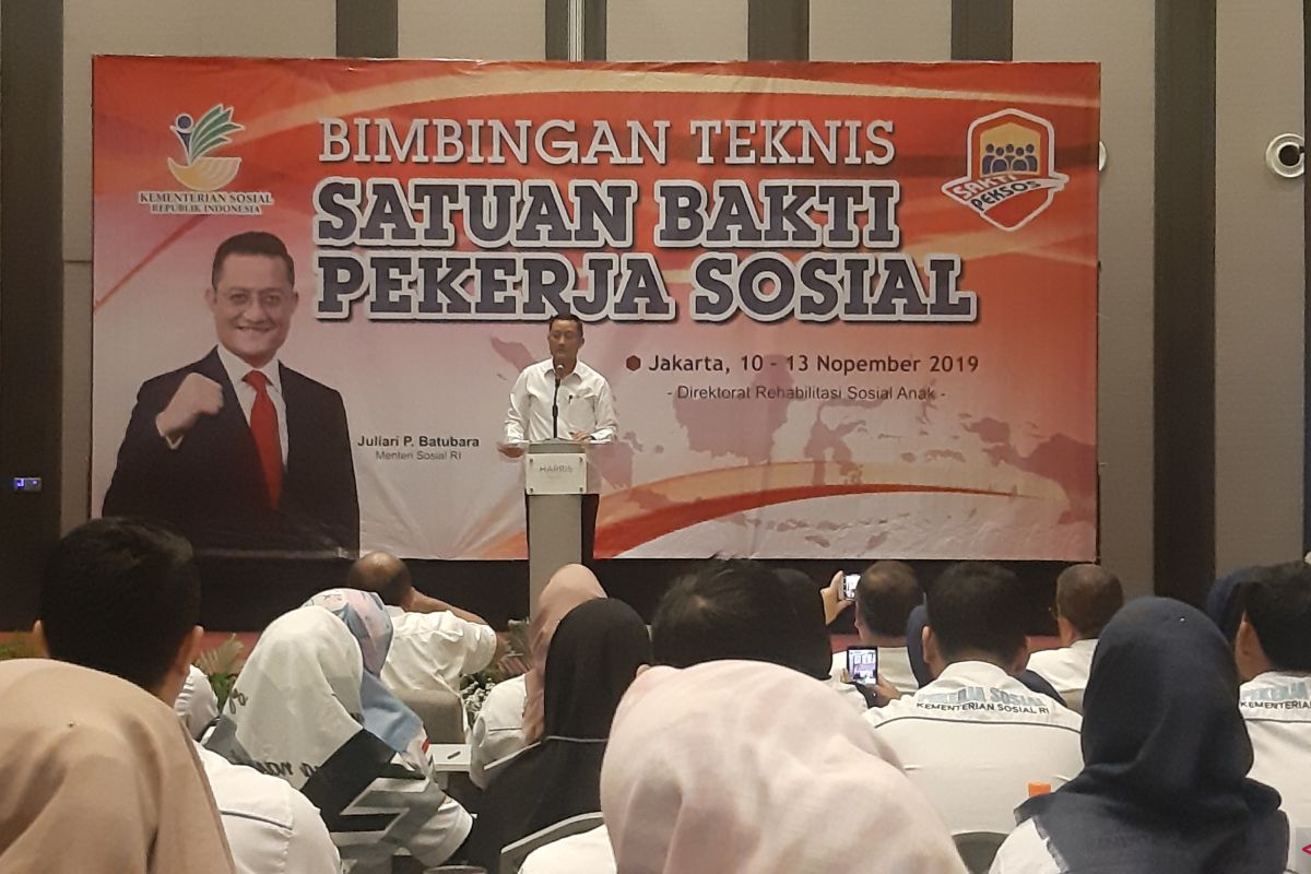 Pekerja sosial ujung tombak program rehabilitasi sosial anak