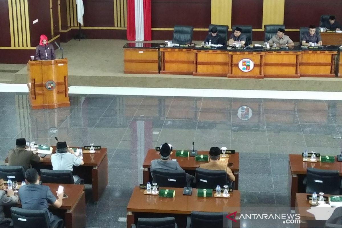 Rapat paripurna DPRD Bogor, Fraksi PDIP sampaikan tiga usulan tentang Raperda